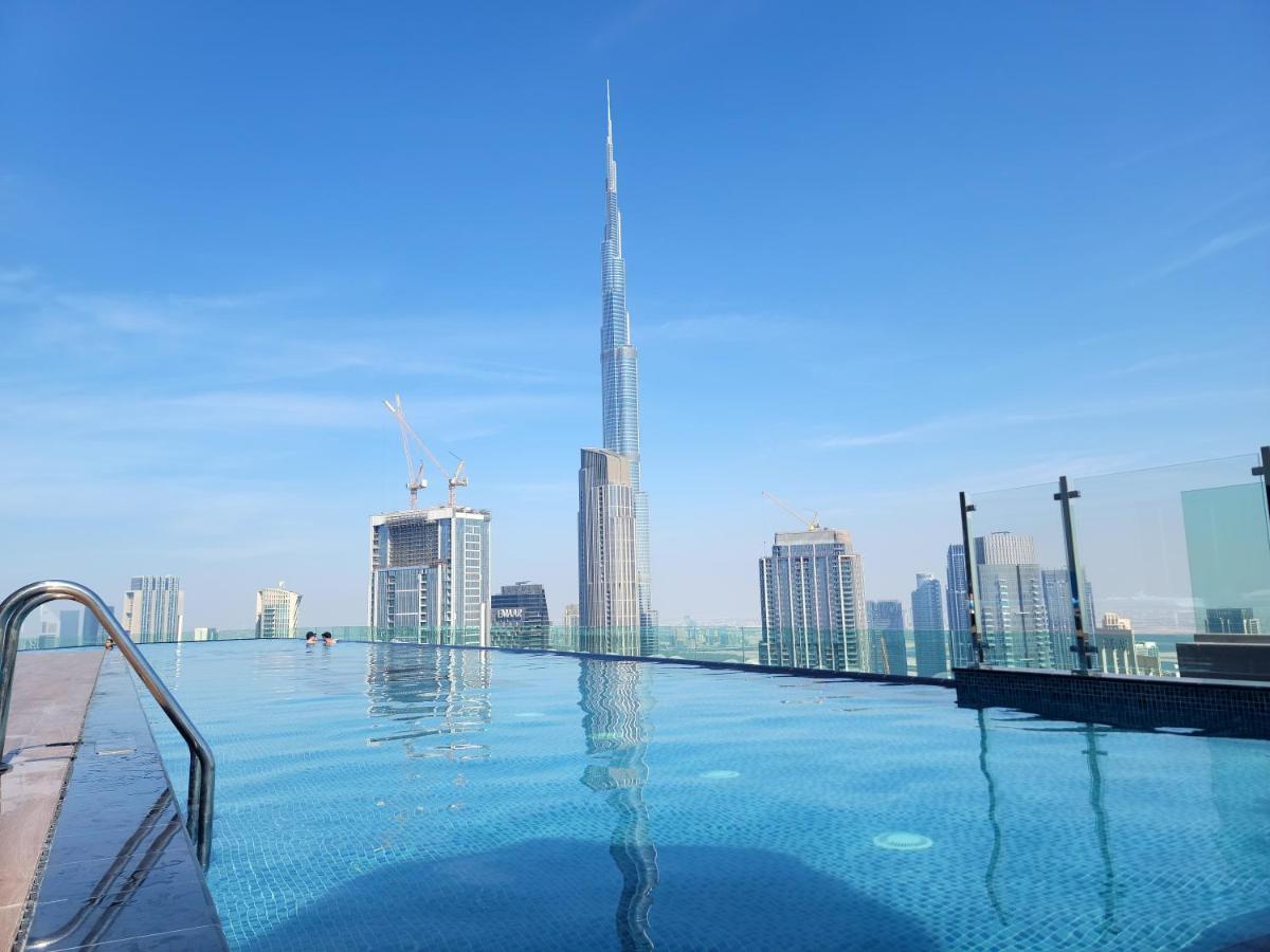 Apartment Reverie Stays - Picturesque & Modern 3br With Full Burj Khalifa View