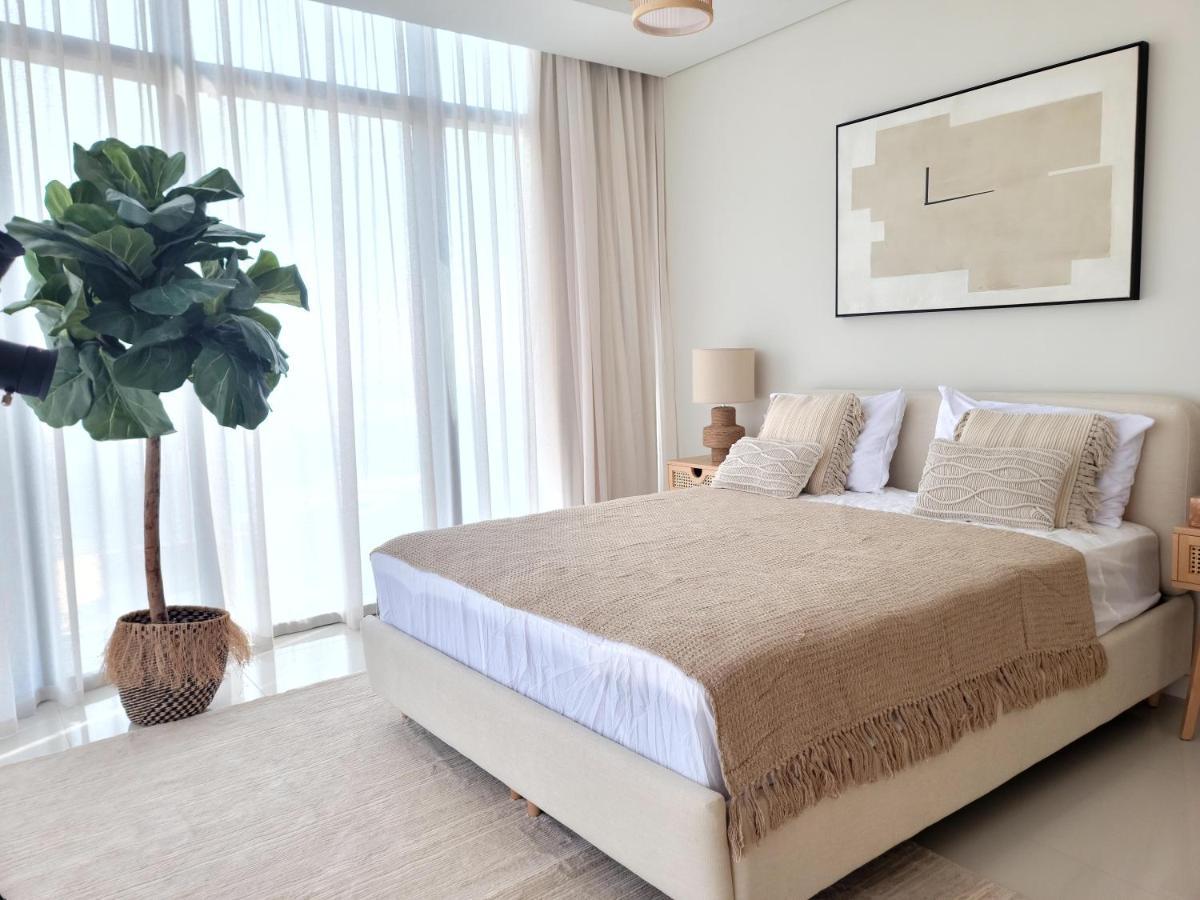 Apartment Reverie Stays - Picturesque & Modern 3br With Full Burj Khalifa View *